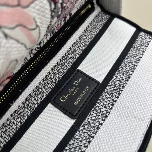 Cheap Christian Dior AAA Quality Handbags For Women #1345458 Replica Wholesale [$122.00 USD] [ITEM#1345458] on Replica Christian Dior AAA Quality Handbags