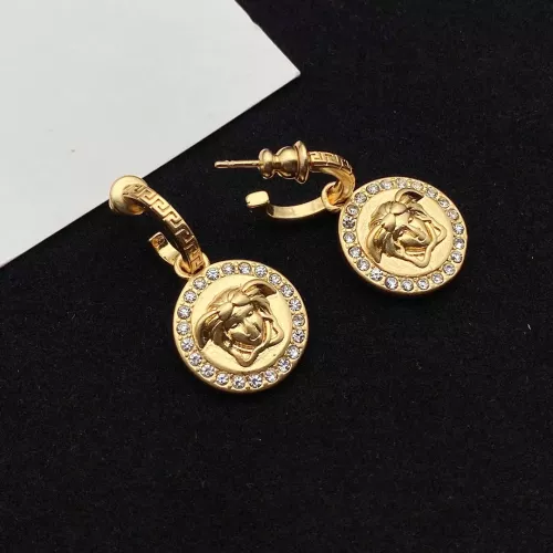 Cheap Versace Earrings For Women #1345512 Replica Wholesale [$25.00 USD] [ITEM#1345512] on Replica Versace Earrings