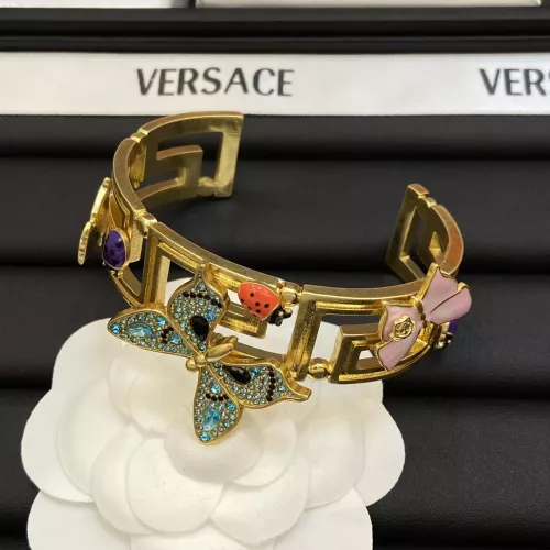 Cheap Versace Bracelets #1345536 Replica Wholesale [$25.00 USD] [ITEM#1345536] on Replica Versace Bracelets