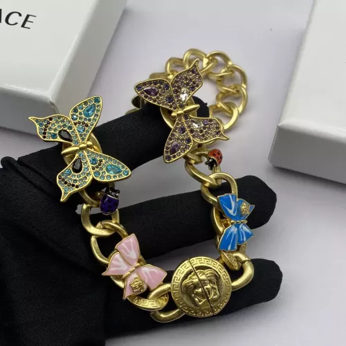 Cheap Versace Necklaces #1345545 Replica Wholesale [$36.00 USD] [ITEM#1345545] on Replica Versace Necklaces