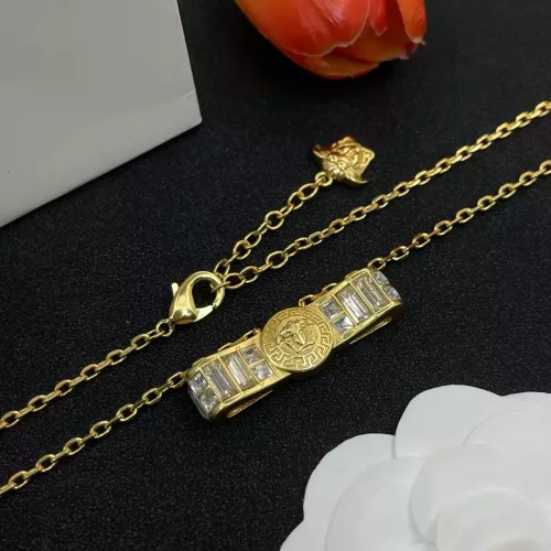 Cheap Versace Necklaces #1345550 Replica Wholesale [$25.00 USD] [ITEM#1345550] on Replica Versace Necklaces