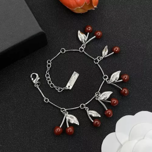 Cheap Yves Saint Laurent YSL Bracelets #1345677 Replica Wholesale [$25.00 USD] [ITEM#1345677] on Replica Yves Saint Laurent YSL Bracelets