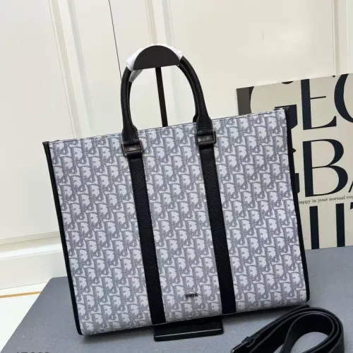 Christian Dior AAA Man Handbags #1345801