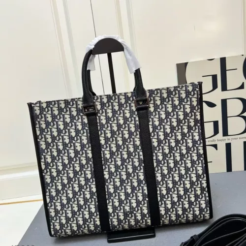 Christian Dior AAA Man Handbags #1345803
