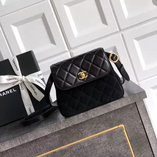 Chanel AAA Quality Messenger Bags For Women #1345845