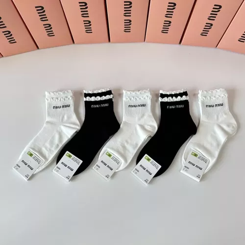 Cheap MIU MIU Socks #1345933 Replica Wholesale [$27.00 USD] [ITEM#1345933] on Replica MIU MIU Socks