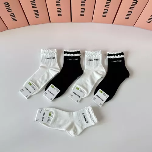 Cheap MIU MIU Socks #1345933 Replica Wholesale [$27.00 USD] [ITEM#1345933] on Replica MIU MIU Socks