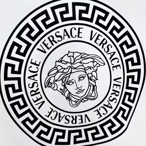 Cheap Versace T-Shirts Short Sleeved For Men #1346321 Replica Wholesale [$80.00 USD] [ITEM#1346321] on Replica Versace T-Shirts