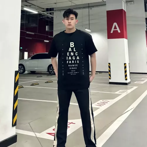 Cheap Balenciaga T-Shirts Short Sleeved For Unisex #1346391 Replica Wholesale [$88.00 USD] [ITEM#1346391] on Replica Balenciaga T-Shirts