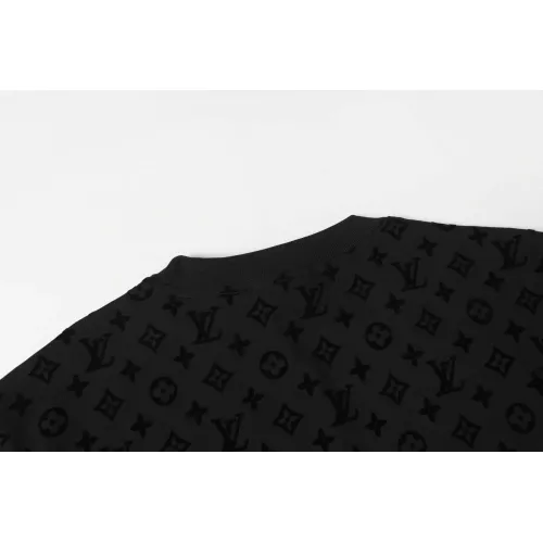 Cheap Louis Vuitton LV T-Shirts Short Sleeved For Unisex #1346419 Replica Wholesale [$32.00 USD] [ITEM#1346419] on Replica Louis Vuitton LV T-Shirts