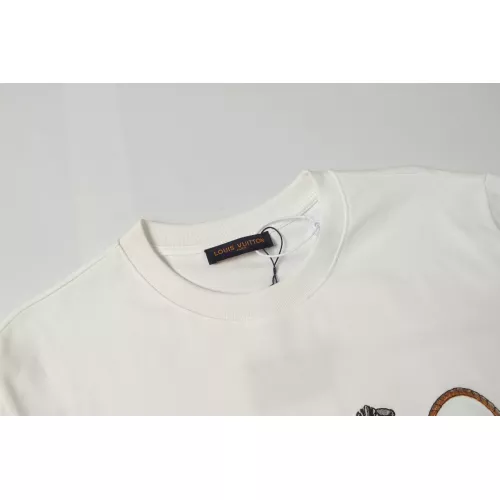 Cheap Louis Vuitton LV T-Shirts Short Sleeved For Unisex #1346423 Replica Wholesale [$40.00 USD] [ITEM#1346423] on Replica Louis Vuitton LV T-Shirts