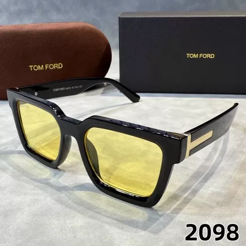 Tom Ford Sunglasses #1346482