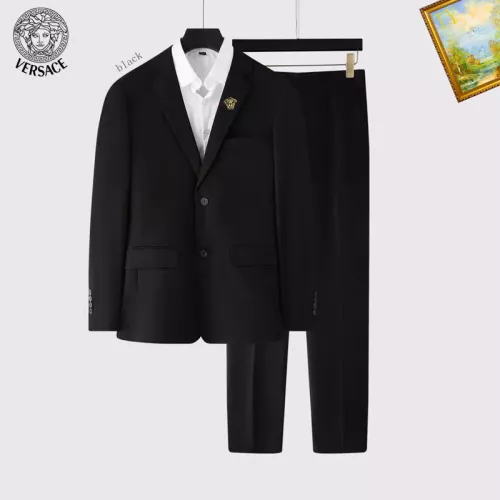 Versace Tracksuits Long Sleeved For Men #1346738