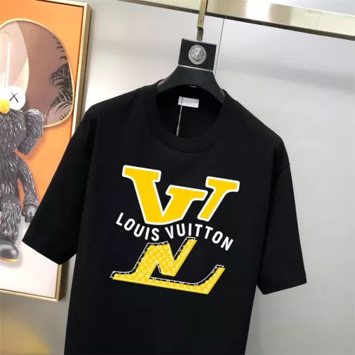 Cheap Louis Vuitton LV T-Shirts Short Sleeved For Men #1346972 Replica Wholesale [$40.00 USD] [ITEM#1346972] on Replica Louis Vuitton LV T-Shirts