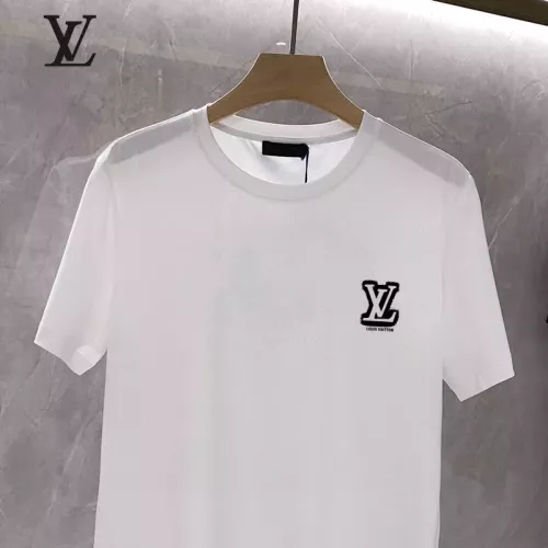 Cheap Louis Vuitton LV T-Shirts Short Sleeved For Unisex #1347095 Replica Wholesale [$25.00 USD] [ITEM#1347095] on Replica Louis Vuitton LV T-Shirts