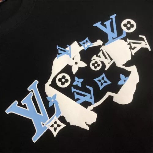 Cheap Louis Vuitton LV T-Shirts Short Sleeved For Men #1347317 Replica Wholesale [$45.00 USD] [ITEM#1347317] on Replica Louis Vuitton LV T-Shirts