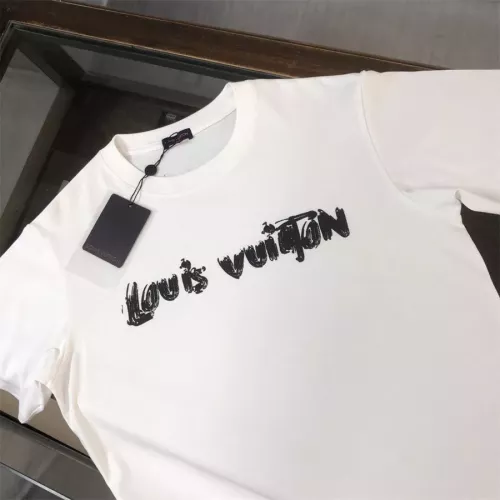 Cheap Louis Vuitton LV T-Shirts Short Sleeved For Men #1347318 Replica Wholesale [$45.00 USD] [ITEM#1347318] on Replica Louis Vuitton LV T-Shirts
