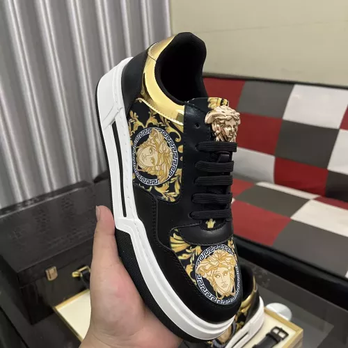Cheap Versace Casual Shoes For Men #1347544 Replica Wholesale [$80.00 USD] [ITEM#1347544] on Replica Versace Casual Shoes