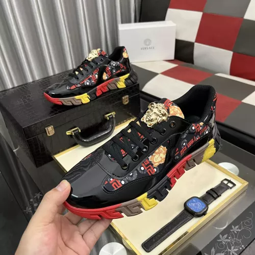 Versace Casual Shoes For Men #1347547
