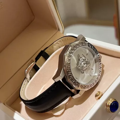 Cheap Versace AAA Quality Watches #1347699 Replica Wholesale [$112.00 USD] [ITEM#1347699] on Replica Versace AAA Quality Watches