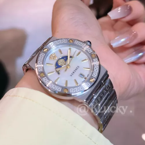 Cheap Versace AAA Quality Watches #1347730 Replica Wholesale [$130.00 USD] [ITEM#1347730] on Replica Versace AAA Quality Watches