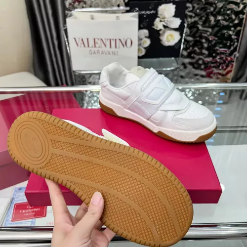 Cheap Valentino Casual Shoes For Women #1348652 Replica Wholesale [$122.00 USD] [ITEM#1348652] on Replica Valentino Casual Shoes