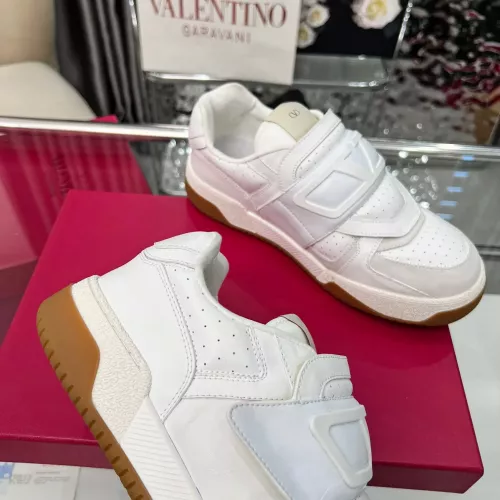Cheap Valentino Casual Shoes For Women #1348652 Replica Wholesale [$122.00 USD] [ITEM#1348652] on Replica Valentino Casual Shoes