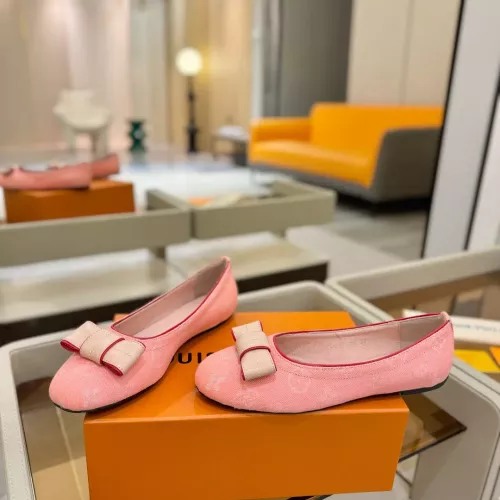 Cheap Louis Vuitton Flat Shoes For Women #1348803 Replica Wholesale [$96.00 USD] [ITEM#1348803] on Replica Louis Vuitton Flat Shoes