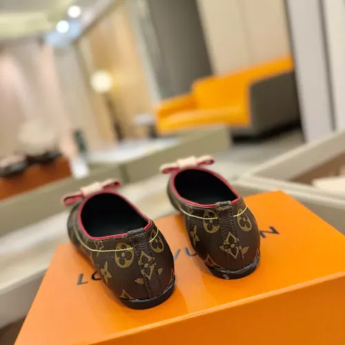 Cheap Louis Vuitton Flat Shoes For Women #1348807 Replica Wholesale [$96.00 USD] [ITEM#1348807] on Replica Louis Vuitton Flat Shoes