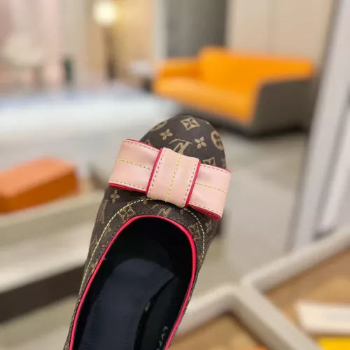 Cheap Louis Vuitton Flat Shoes For Women #1348808 Replica Wholesale [$96.00 USD] [ITEM#1348808] on Replica Louis Vuitton Flat Shoes