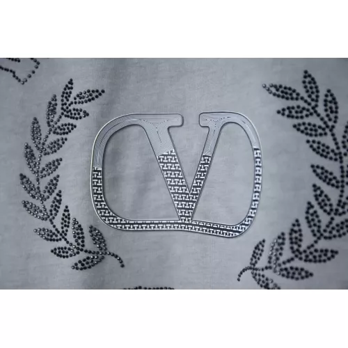 Cheap Valentino T-Shirts Sleeveless For Unisex #1348839 Replica Wholesale [$40.00 USD] [ITEM#1348839] on Replica Valentino T-Shirts