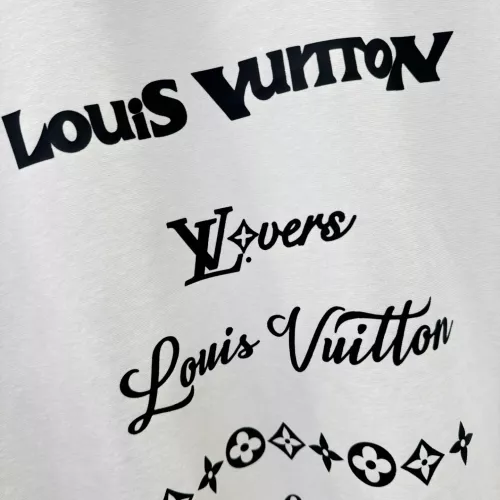 Cheap Louis Vuitton LV T-Shirts Short Sleeved For Men #1349135 Replica Wholesale [$88.00 USD] [ITEM#1349135] on Replica Louis Vuitton LV T-Shirts