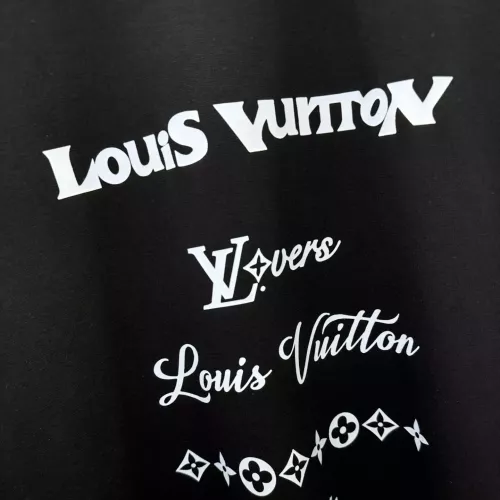 Cheap Louis Vuitton LV T-Shirts Short Sleeved For Men #1349136 Replica Wholesale [$88.00 USD] [ITEM#1349136] on Replica Louis Vuitton LV T-Shirts