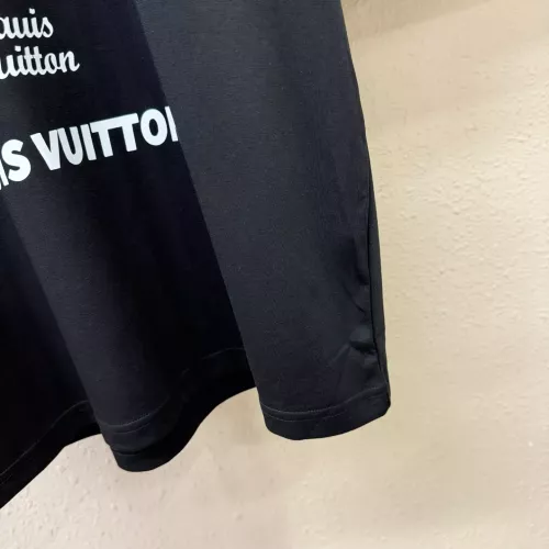 Cheap Louis Vuitton LV T-Shirts Short Sleeved For Men #1349136 Replica Wholesale [$88.00 USD] [ITEM#1349136] on Replica Louis Vuitton LV T-Shirts