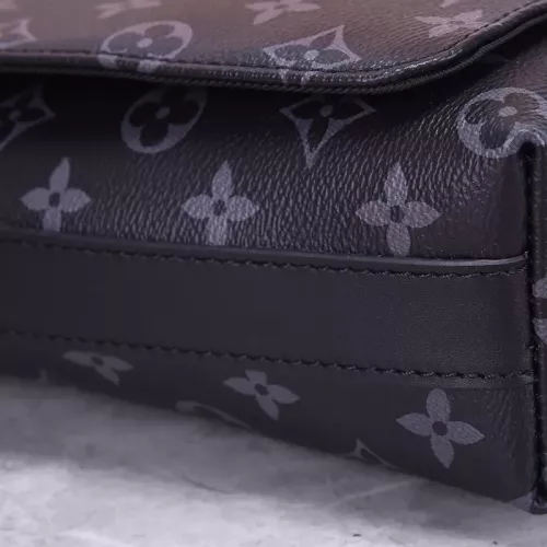 Cheap Louis Vuitton AAA Man Messenger Bags #1349140 Replica Wholesale [$115.00 USD] [ITEM#1349140] on Replica Louis Vuitton AAA Man Messenger Bags