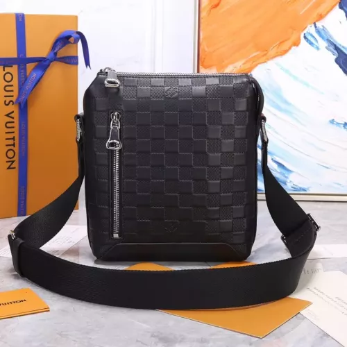 Louis Vuitton AAA Man Messenger Bags #1349141