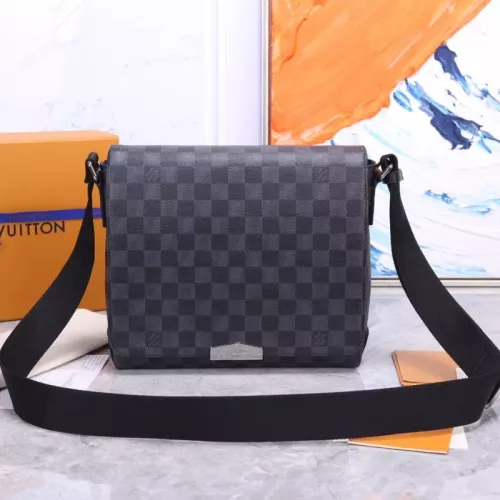 Louis Vuitton AAA Man Messenger Bags #1349142