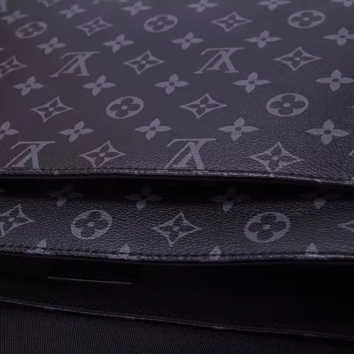 Cheap Louis Vuitton AAA Man Messenger Bags #1349145 Replica Wholesale [$118.00 USD] [ITEM#1349145] on Replica Louis Vuitton AAA Man Messenger Bags