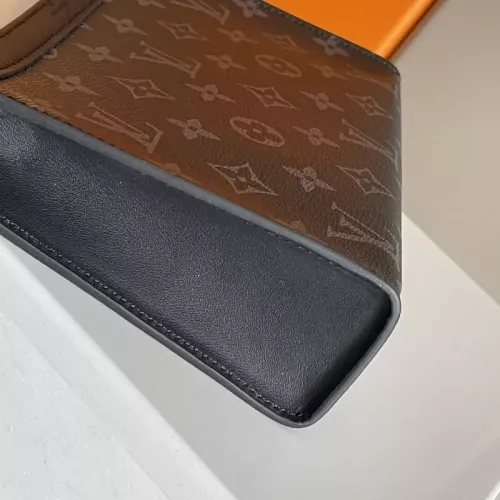 Cheap Louis Vuitton AAA Man Messenger Bags #1349148 Replica Wholesale [$130.00 USD] [ITEM#1349148] on Replica Louis Vuitton AAA Man Messenger Bags