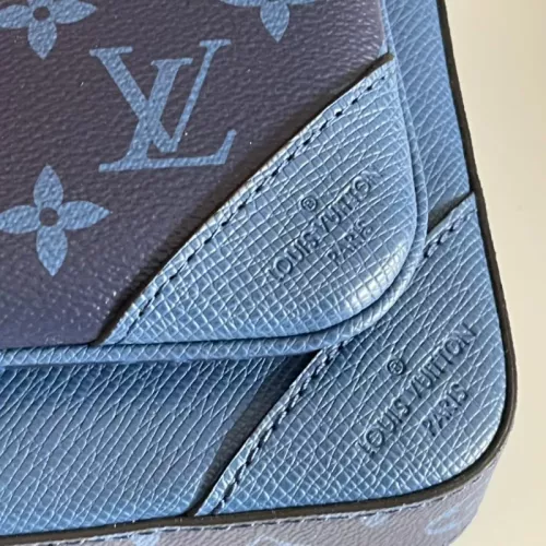 Cheap Louis Vuitton AAA Man Messenger Bags #1349177 Replica Wholesale [$150.00 USD] [ITEM#1349177] on Replica Louis Vuitton AAA Man Messenger Bags