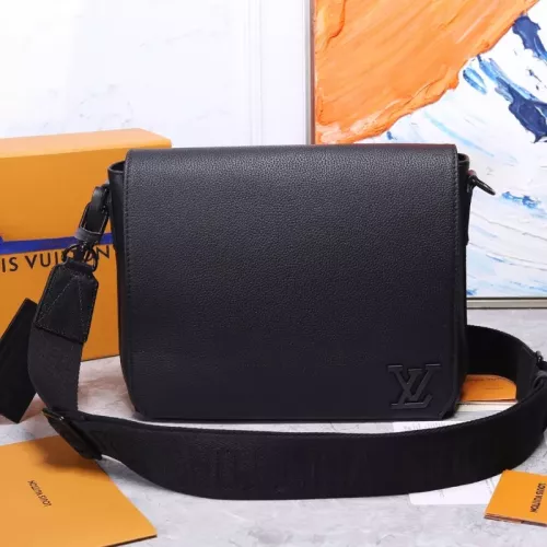 Louis Vuitton AAA Man Messenger Bags #1349209