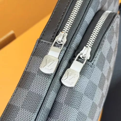 Cheap Louis Vuitton AAA Man Messenger Bags #1349228 Replica Wholesale [$170.00 USD] [ITEM#1349228] on Replica Louis Vuitton AAA Man Messenger Bags