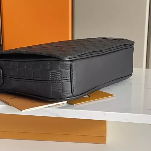 Cheap Louis Vuitton AAA Man Messenger Bags #1349387 Replica Wholesale [$165.00 USD] [ITEM#1349387] on Replica Louis Vuitton AAA Man Messenger Bags