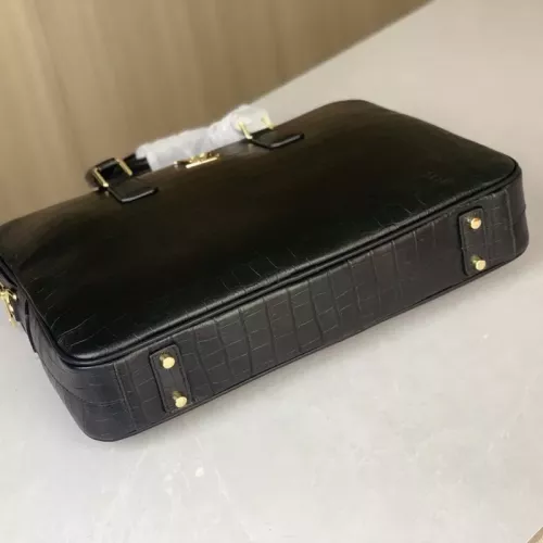 Cheap Louis Vuitton AAA Man Handbags #1349504 Replica Wholesale [$160.00 USD] [ITEM#1349504] on Replica Louis Vuitton AAA Man Handbags