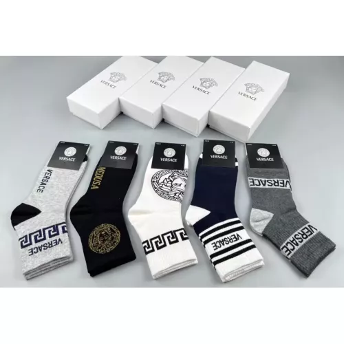 Cheap Versace Socks For Men #1349591 Replica Wholesale [$25.00 USD] [ITEM#1349591] on Replica Versace Socks