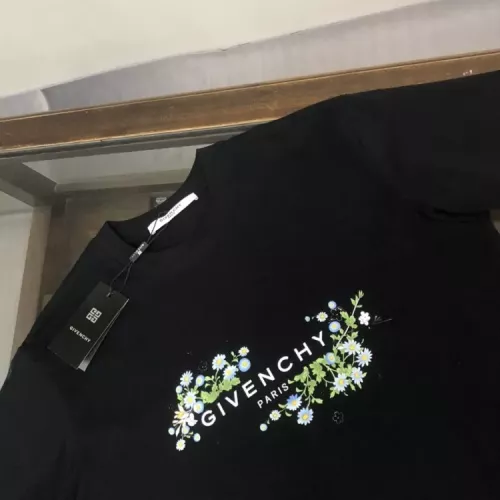 Cheap Givenchy T-Shirts Short Sleeved For Unisex #1349846 Replica Wholesale [$42.00 USD] [ITEM#1349846] on Replica Givenchy T-Shirts