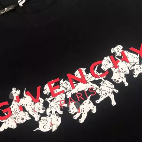 Cheap Givenchy T-Shirts Short Sleeved For Unisex #1349876 Replica Wholesale [$42.00 USD] [ITEM#1349876] on Replica Givenchy T-Shirts