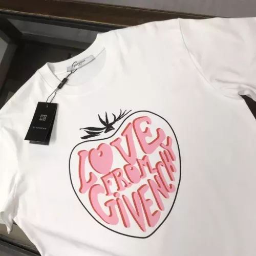 Cheap Givenchy T-Shirts Short Sleeved For Unisex #1349881 Replica Wholesale [$42.00 USD] [ITEM#1349881] on Replica Givenchy T-Shirts