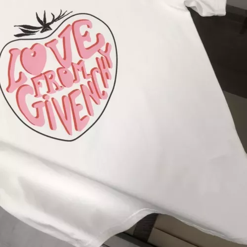 Cheap Givenchy T-Shirts Short Sleeved For Unisex #1349881 Replica Wholesale [$42.00 USD] [ITEM#1349881] on Replica Givenchy T-Shirts