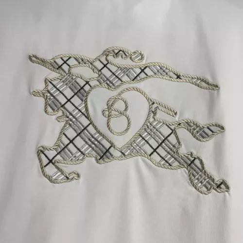 Cheap Burberry T-Shirts Short Sleeved For Unisex #1350160 Replica Wholesale [$40.00 USD] [ITEM#1350160] on Replica Burberry T-Shirts